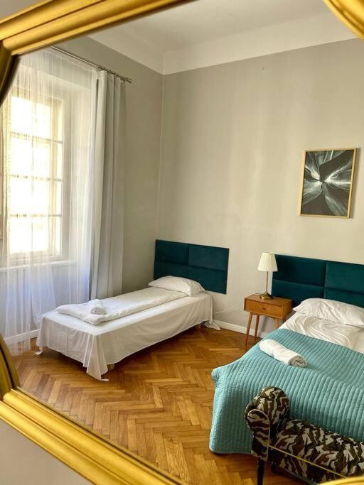 Florianska Grand Apartment 2 Краков Экстерьер фото
