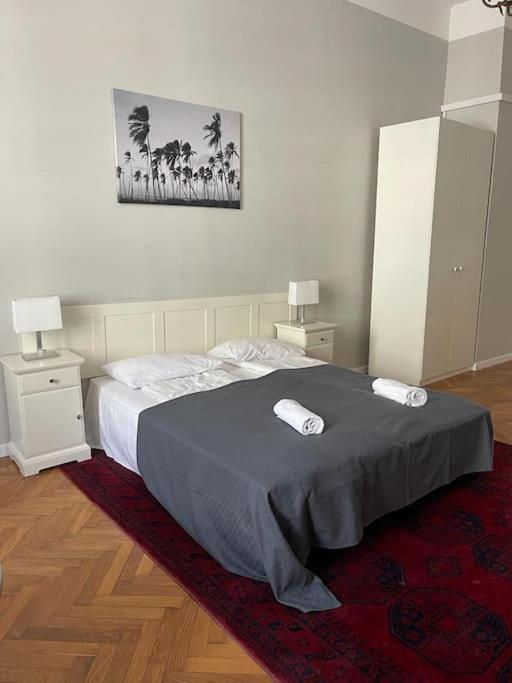 Florianska Grand Apartment 2 Краков Экстерьер фото