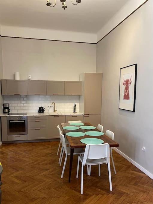 Florianska Grand Apartment 2 Краков Экстерьер фото